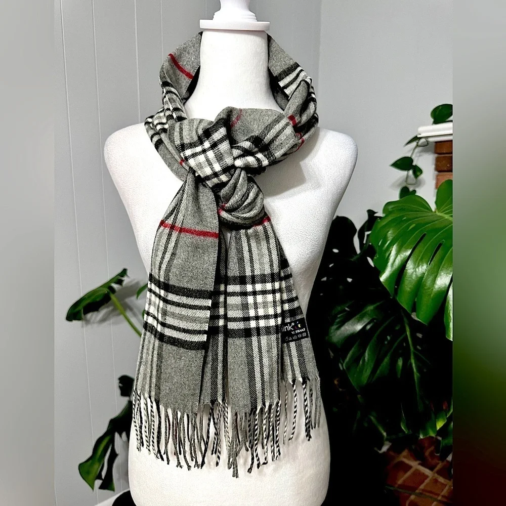 🧣Unisex CaSHMINK V. FRAAS 100% Acrylic Scarf (11” X 66”)